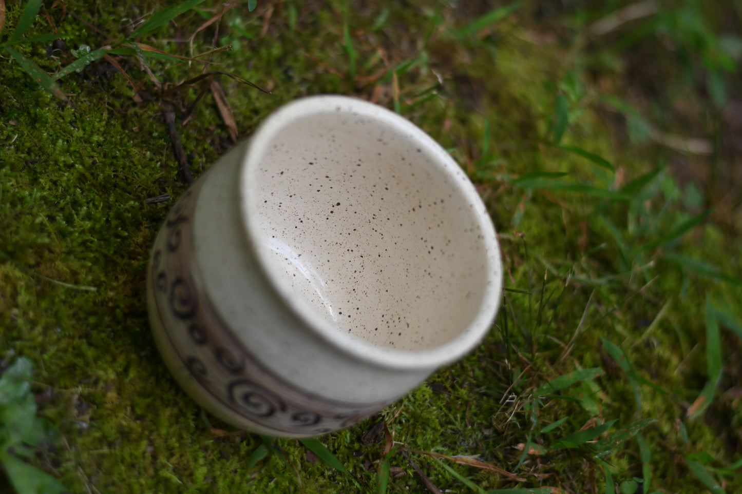 Carved Swirl Cup